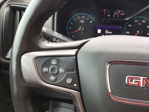 Used 2022 GMC Canyon AT4 image 14