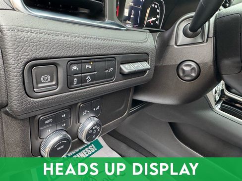 Used 2021 GMC Yukon Denali AWD/4WD image 15