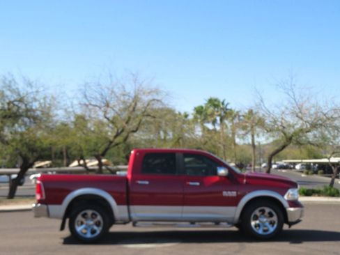 Used 2014 RAM 1500 Laramie w/ Convenience Group image 3