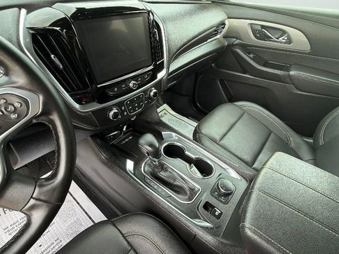 Used 2023 Chevrolet Traverse LT w/ LPO, Floor Liner Package AWD/4WD image 19