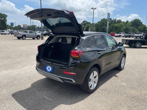 Used 2024 Buick Encore GX Preferred AWD/4WD image 35