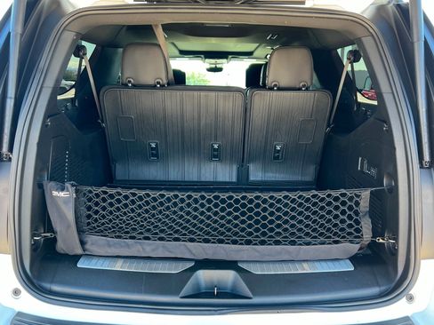 Used 2025 GMC Yukon XL AT4 Ultimate AWD/4WD image 24