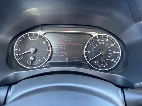 Used 2025 Nissan Altima 2.5 SV FWD image 40