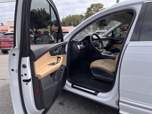 Certified 2022 Audi Q7 2.0T Premium Plus w/ Premium Plus Package image 7