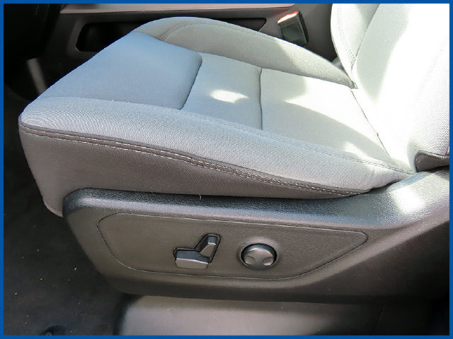 Certified 2023 RAM 1500 Big Horn AWD/4WD image 13