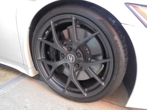 Used 2017 Acura NSX image 24