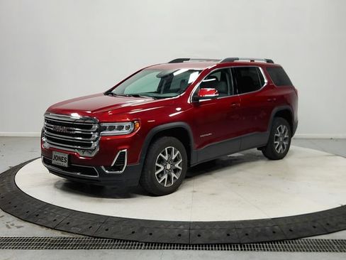 Used 2023 GMC Acadia SLT FWD image 4