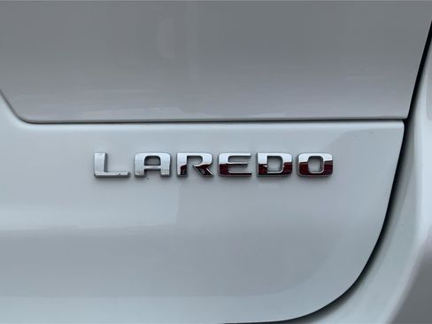 Used 2023 Jeep Grand Cherokee L Laredo w/ Luxury Tech Group I AWD/4WD image 24