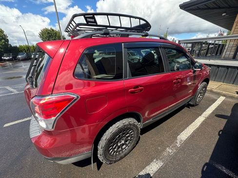 Used 2017 Subaru Forester 2.0XT Touring AWD/4WD image 4