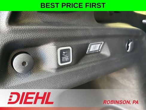 New 2026 Jeep Grand Cherokee L Laredo AWD/4WD image 11