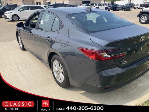 Used 2025 Toyota Camry LE w/ Convenience Package AWD/4WD image 2