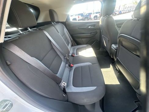 Used 2022 Chevrolet TrailBlazer LT w/ Convenience Package image 27