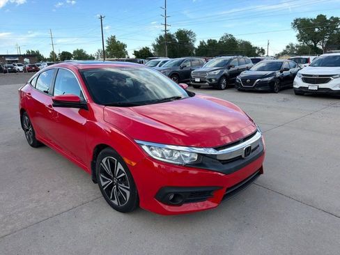 Used 2017 Honda Civic EX-T image 1