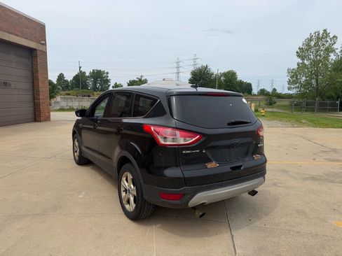Used 2014 Ford Escape SE FWD image 3