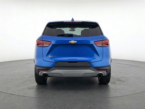 Used 2025 Chevrolet Blazer LT image 7