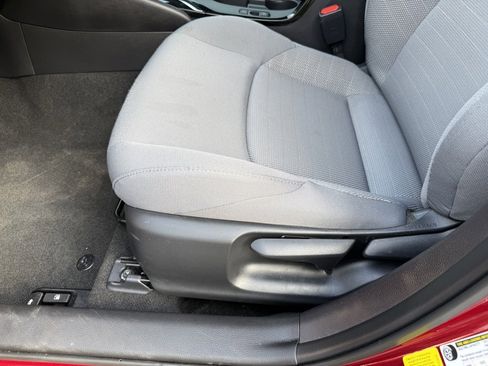 Certified 2025 Toyota Corolla SE image 13