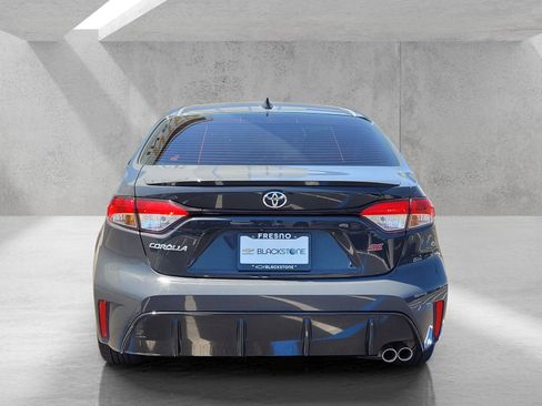 Used 2024 Toyota Corolla SE FWD image 5