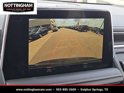 Used 2024 GMC Yukon SLT image 17