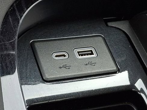 Used 2023 Cadillac Escalade Sport w/ Touring Package image 24