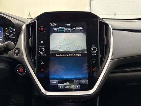Used 2025 Subaru Crosstrek 2.0i Premium image 18