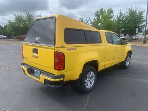 Used 2015 Chevrolet Colorado LT AWD/4WD image 4