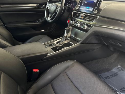 Used 2019 Honda Accord Sport image 19