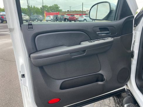 Used 2008 Chevrolet Avalanche LT w/ LT Preferred Equipment Group AWD/4WD image 9