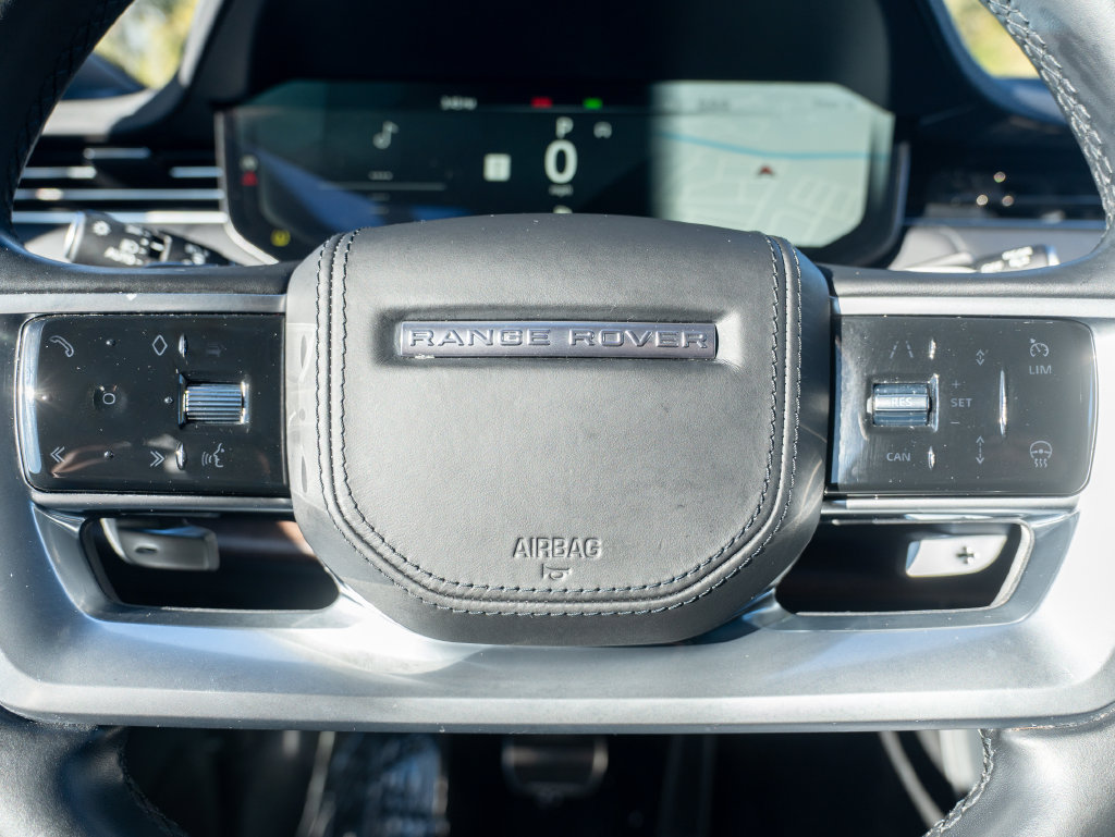 Used 2023 Land Rover Range Rover SE AWD/4WD image 15
