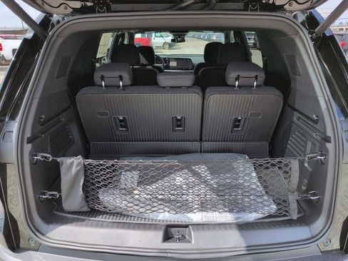 New 2026 Chevrolet Traverse LT w/ Sun and Wheel Package FWD image 26