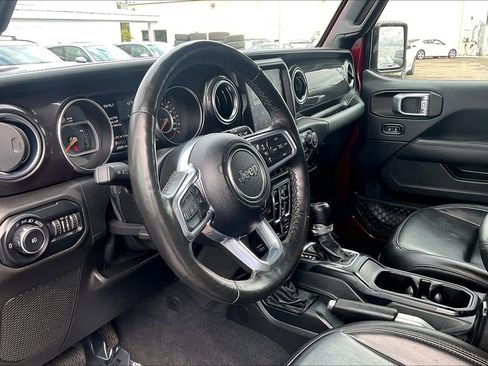 Used 2021 Jeep Wrangler Unlimited Sahara AWD/4WD image 8