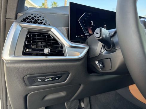 New 2026 BMW X5 xDrive40i w/ Climate Comfort Package image 33