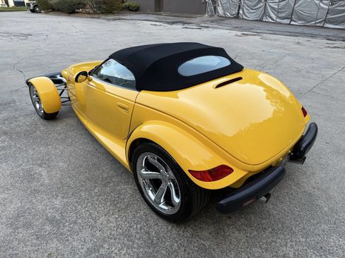 Used 2000 Plymouth Prowler image 13