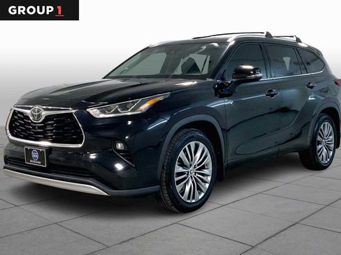 Used 2020 Toyota Highlander Platinum image 1