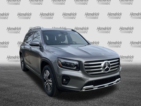 Used 2024 Mercedes-Benz GLB 250 250 image 2