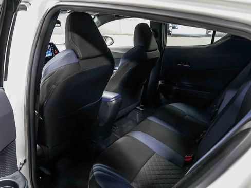 Certified 2021 Toyota C-HR XLE FWD image 19
