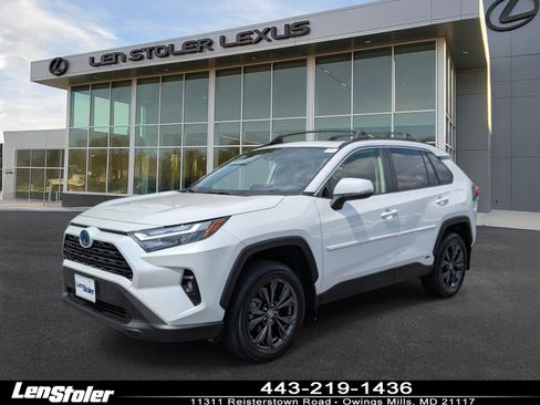 Used 2024 Toyota RAV4 XLE Premium AWD/4WD image 7