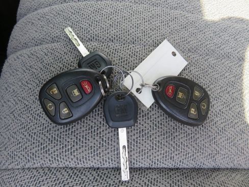 Used 2019 Chevrolet Express 2500 w/ Enhanced Convenience Package image 26