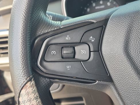 Used 2021 Chevrolet TrailBlazer LS FWD image 12
