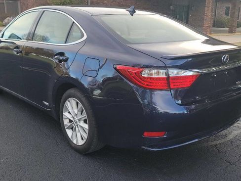 Used 2013 Lexus ES 300h image 5