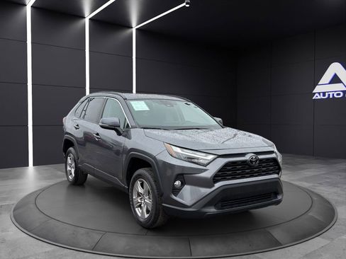 Used 2023 Toyota RAV4 XLE image 3