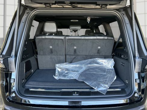 New 2026 Jeep Grand Wagoneer Summit w/ Rear Seat Video Group I AWD/4WD image 11
