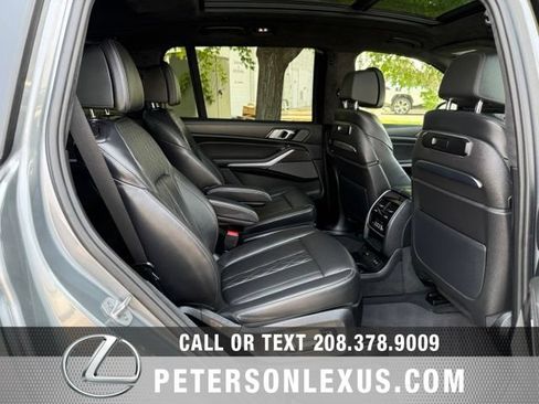 Used 2024 BMW X7 M60i AWD/4WD image 18