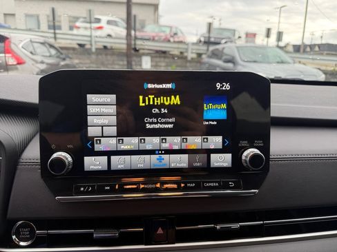 Used 2024 Mitsubishi Outlander SE AWD/4WD image 17
