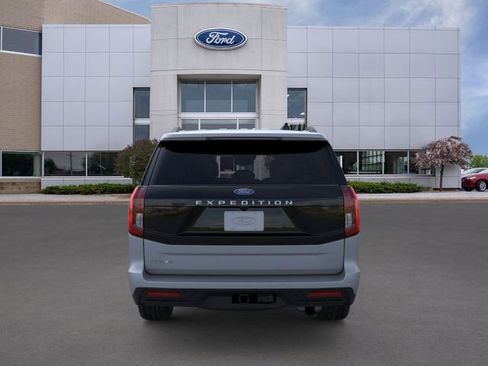 New 2025 Ford Expedition Active AWD/4WD image 5