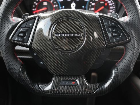 Used 2018 Chevrolet Camaro ZL1 RWD image 17