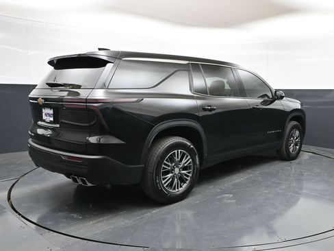 Used 2024 Chevrolet Traverse LS AWD/4WD image 24