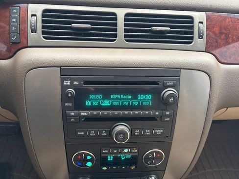 Used 2013 GMC Yukon SLT w/ SLT-2 Equipment Package image 46