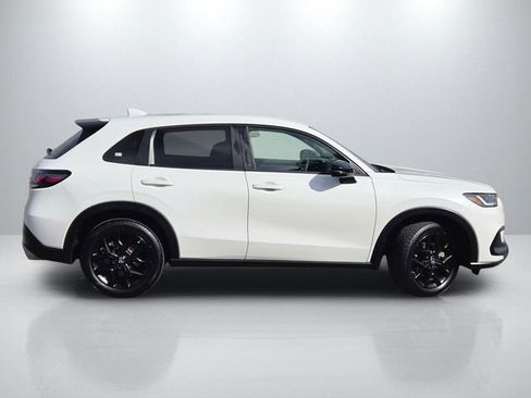 Used 2023 Honda HR-V Sport image 6