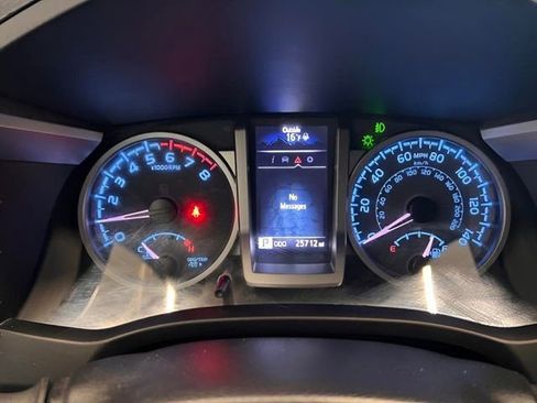 Used 2023 Toyota Tacoma SR5 w/ SR5 Appearance Package image 18