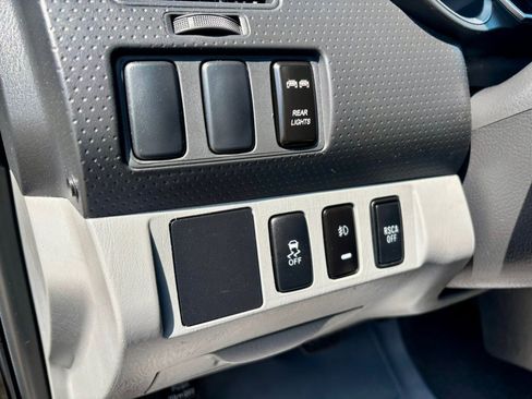 Used 2012 Toyota Tacoma 4x4 Regular Cab image 21